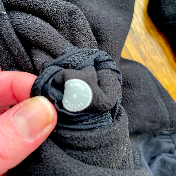 Lululemon Don’t Hurry Be Happy Pullover - Picture 12 of 13